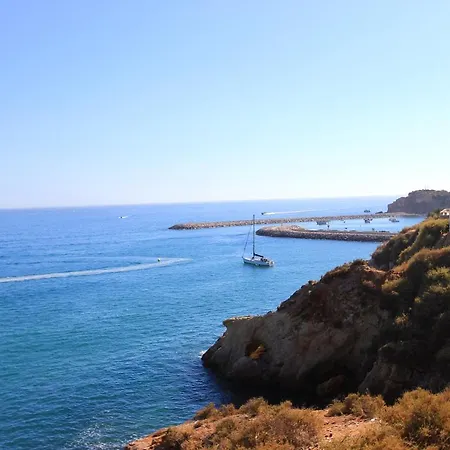 Cool Grey Apartment Albufeira